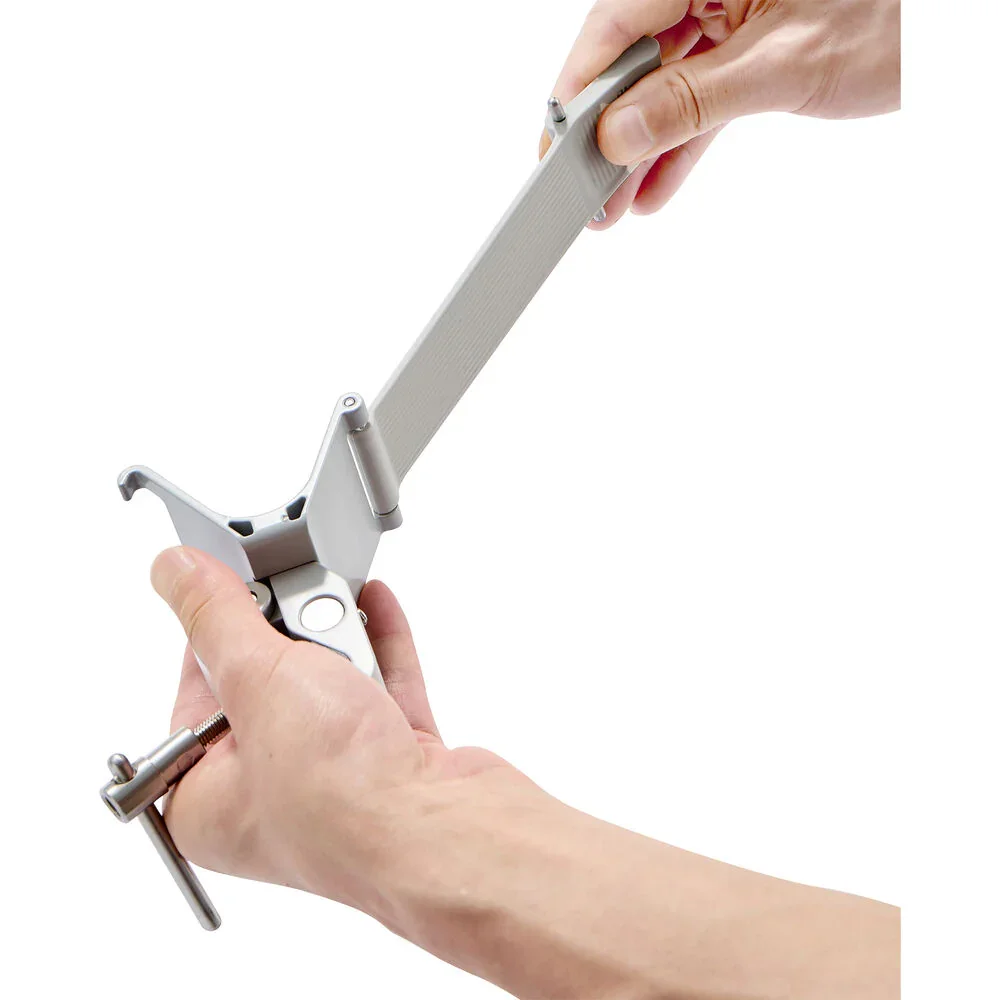 amaran Light Stand Clamp for Peak Portable Battery - Image 5