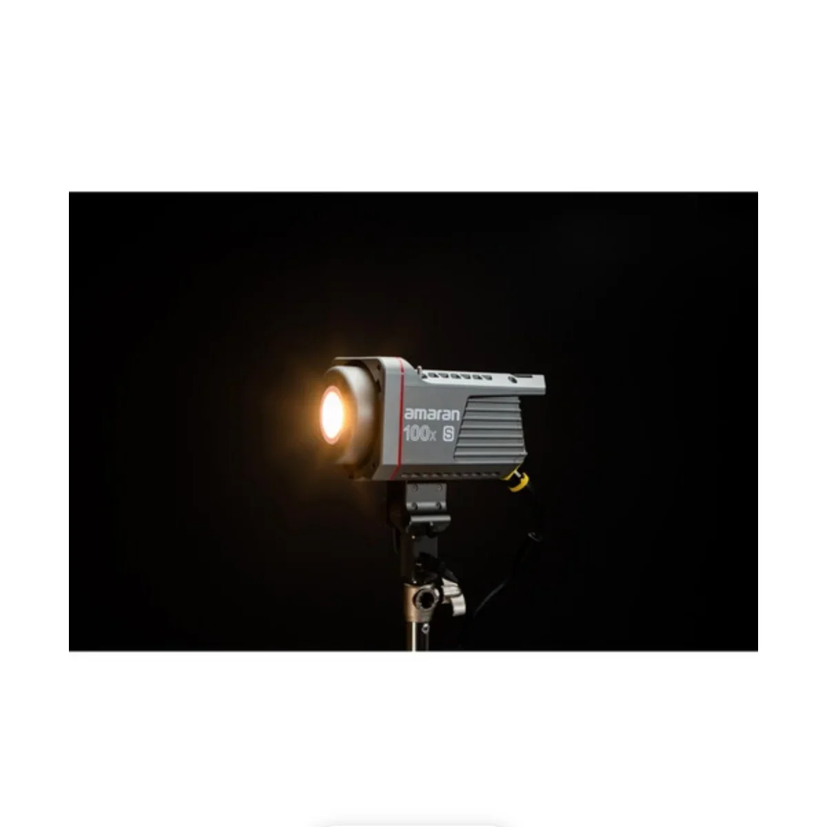 amaran COB 100x S Bi-Color LED Monolight - Image 17