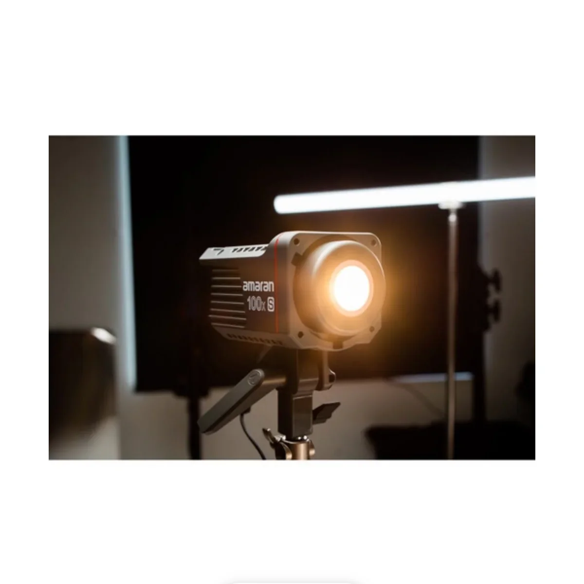 amaran COB 100x S Bi-Color LED Monolight - Image 19