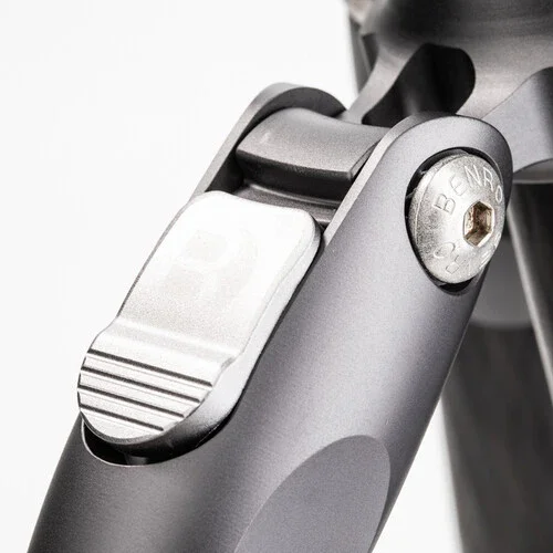 Benro Rhino One Series Carbon Fiber Tripod - Image 13