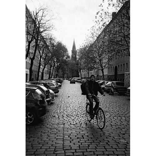 CineStill BwXX Double-X Black and White Negative Film (35mm Roll Film, 36 Exposures) - Image 3