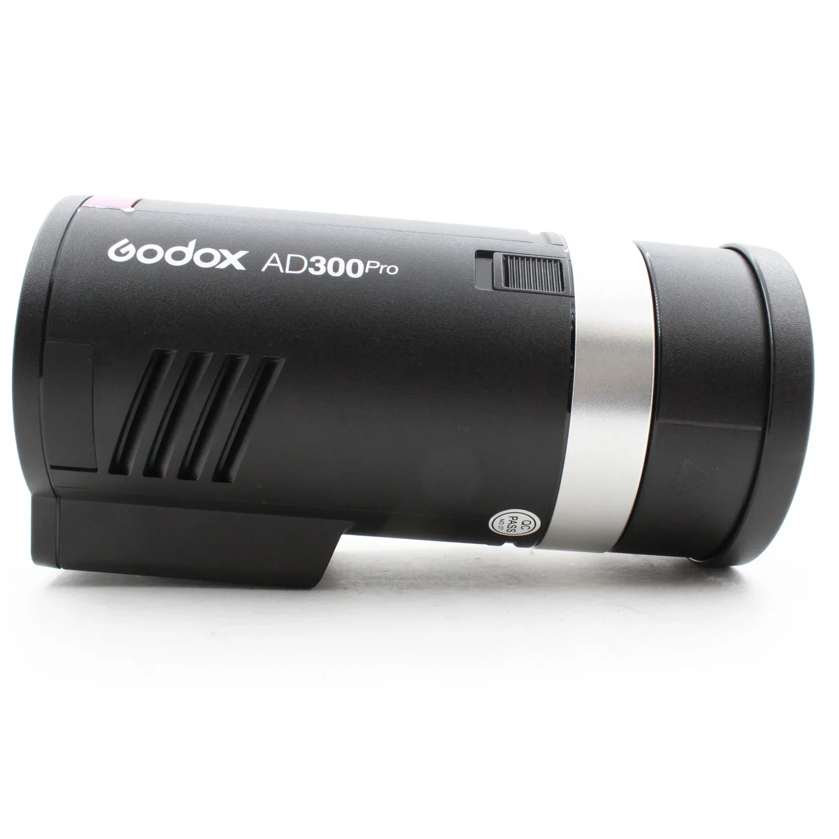 * DEMO * Godox AD300pro Outdoor Flash - Image 3