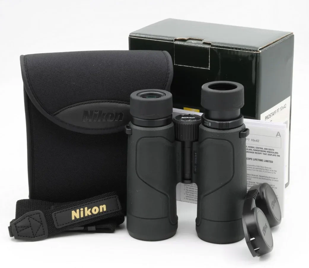 * DEMO * Nikon PROSTAFF P7 10x42 Binoculars