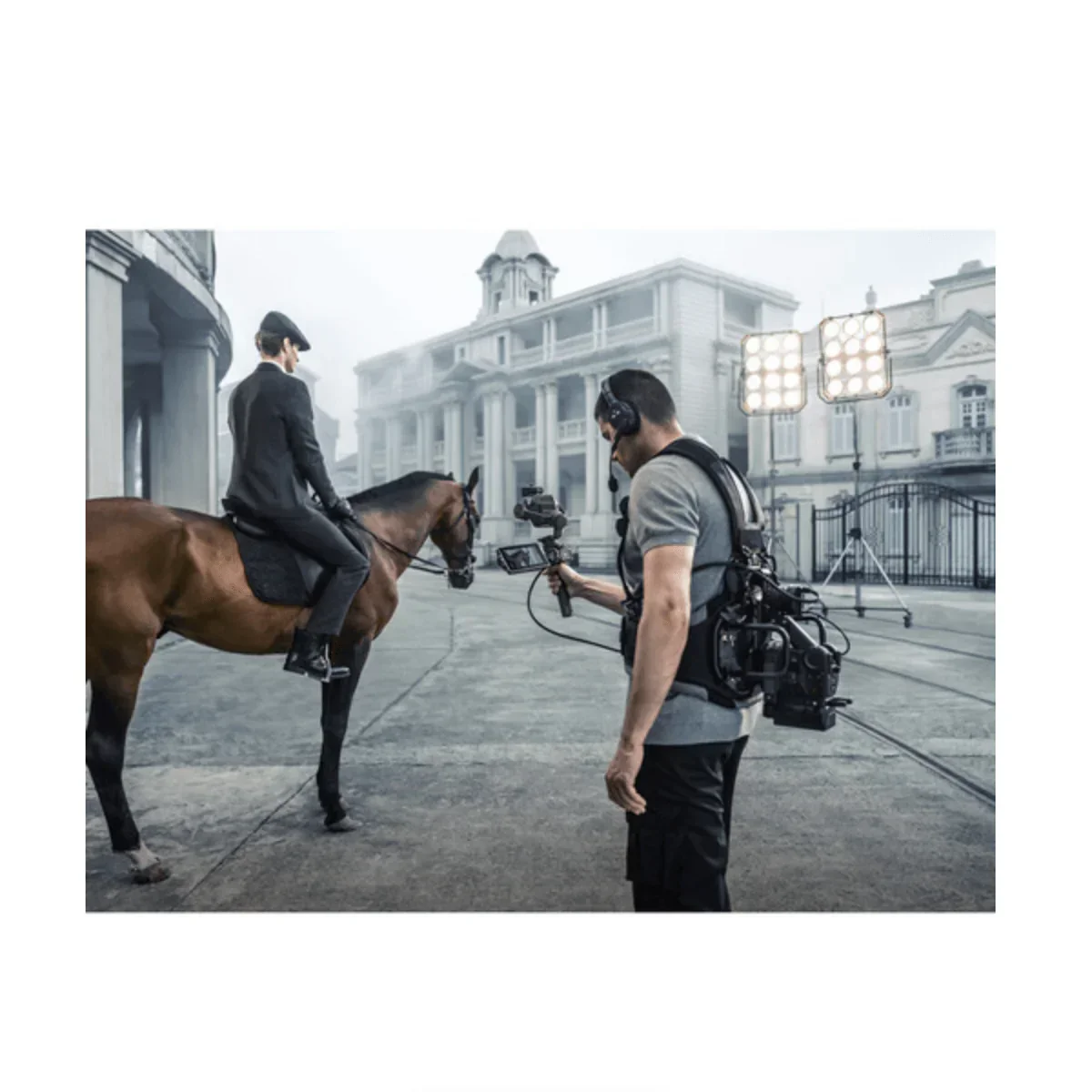 DJI RS 3 Pro Gimbal Stabilizer - Image 10