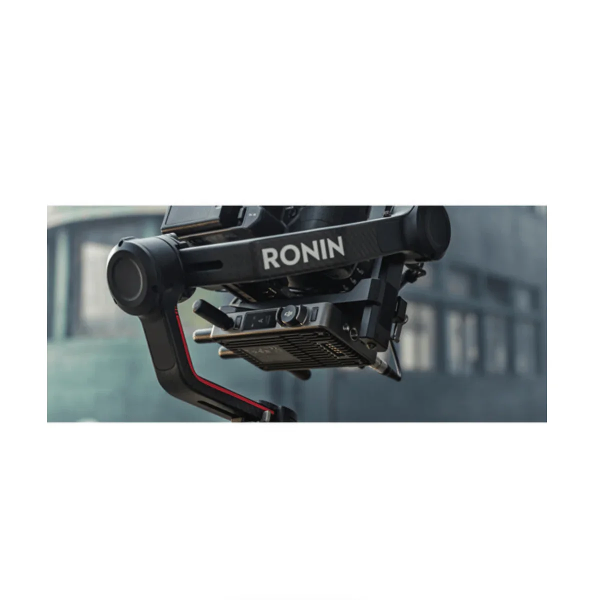 DJI RS 3 Pro Gimbal Stabilizer - Image 12