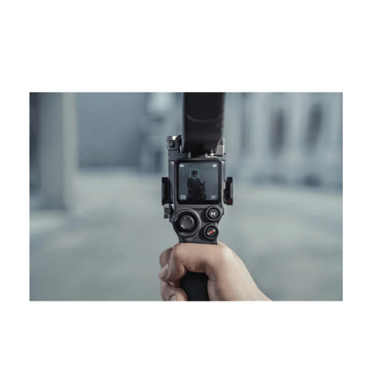 DJI RS 3 Pro Gimbal Stabilizer - Image 21