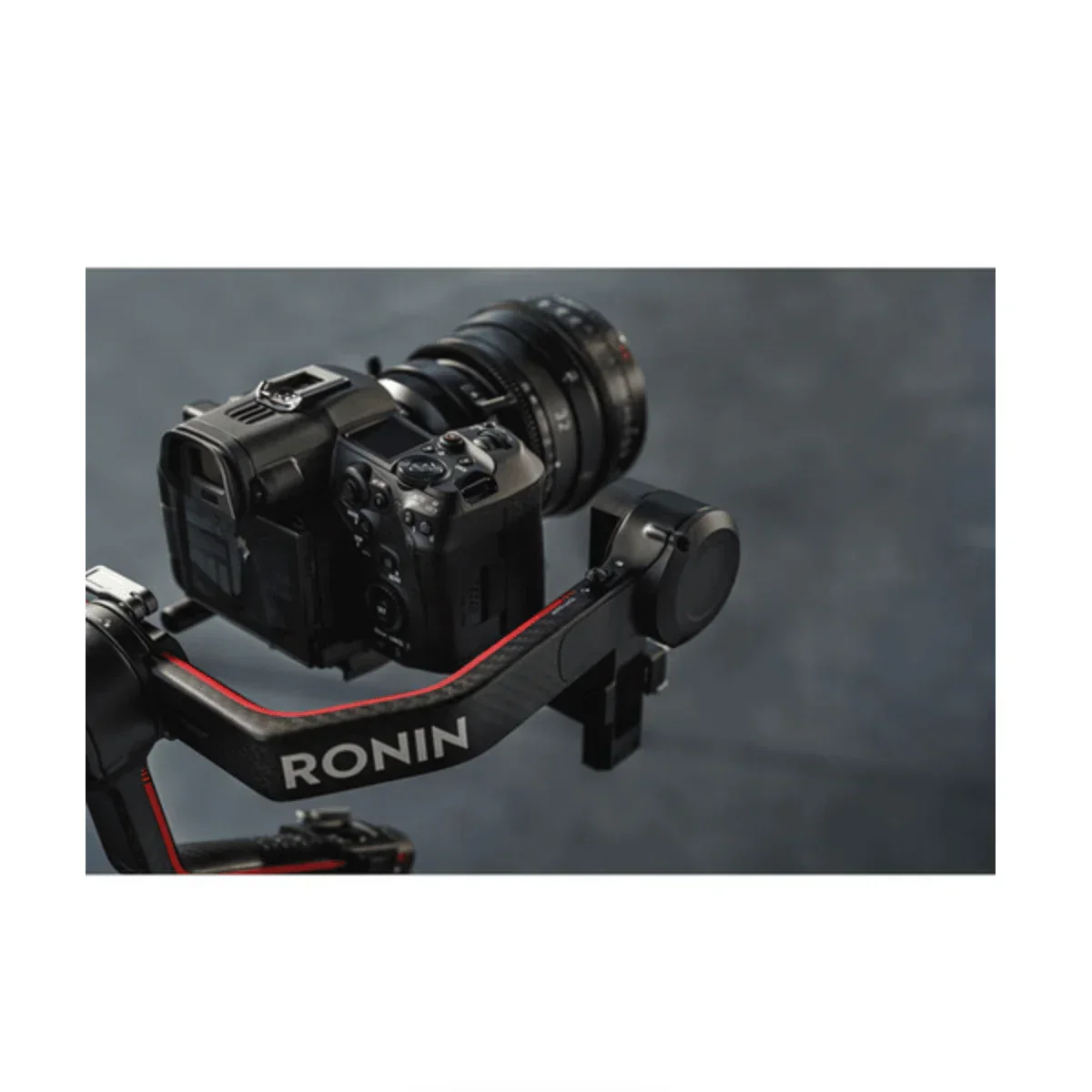 DJI RS 3 Pro Gimbal Stabilizer - Image 23