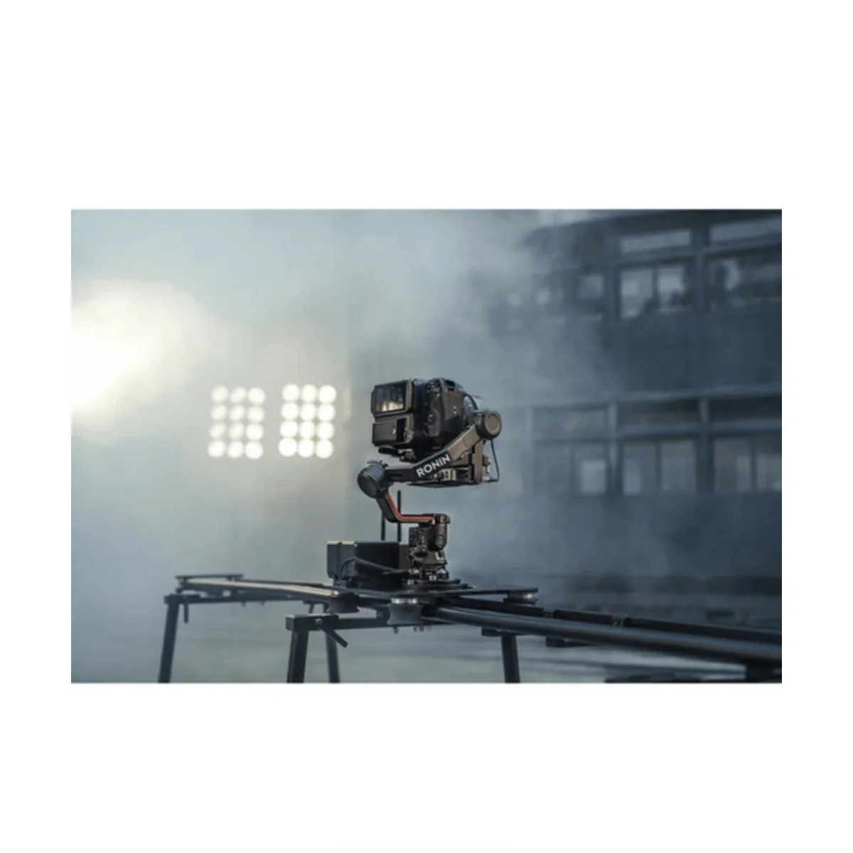 DJI RS 3 Pro Gimbal Stabilizer Combo - Image 22