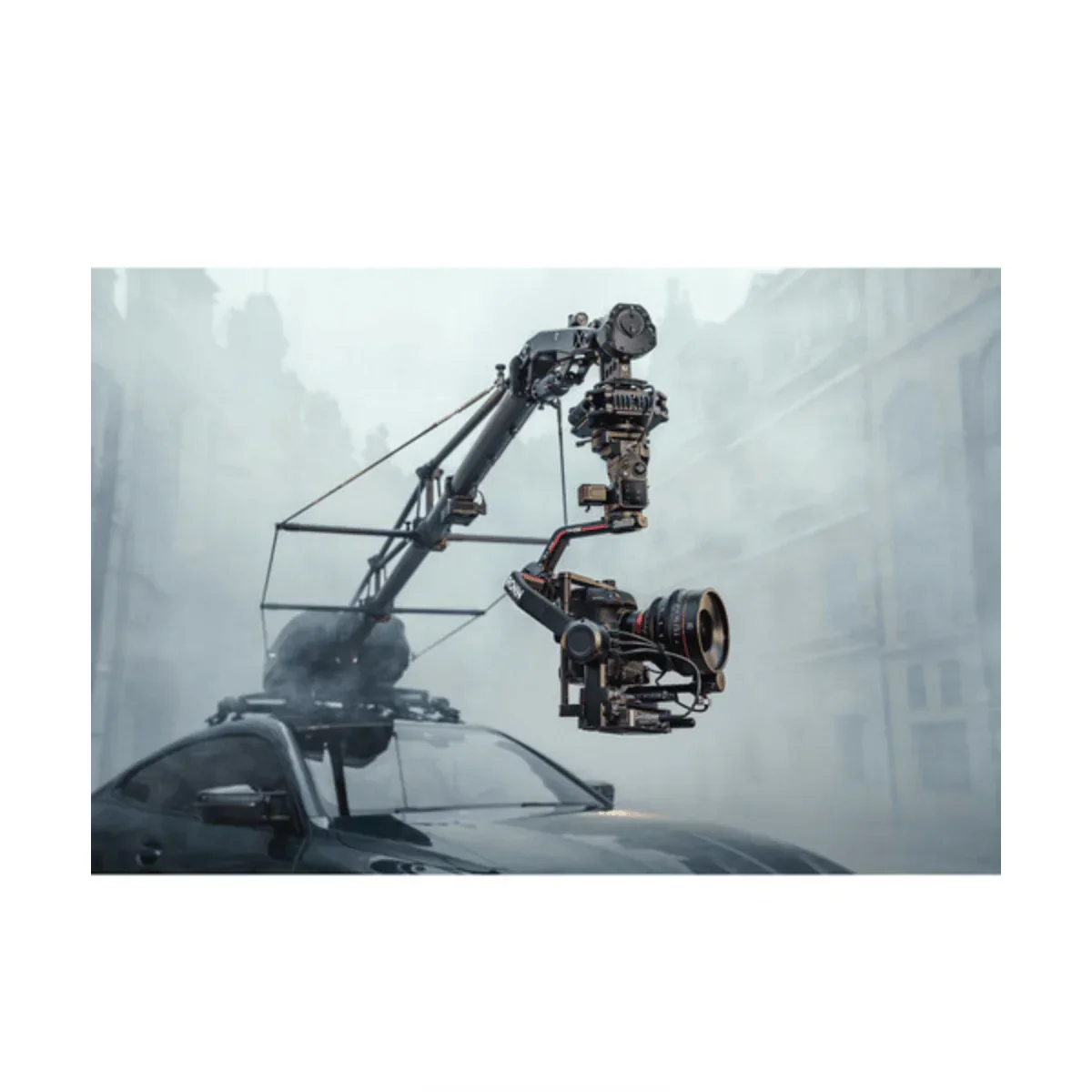 DJI RS 3 Pro Gimbal Stabilizer Combo - Image 26