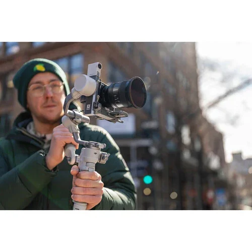 DJI RS 4 Mini Combo Gimbal Stabilizer - Image 29