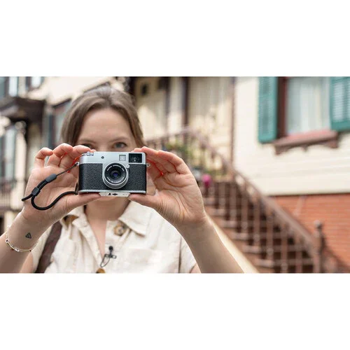 FUJIFILM X half Digital Camera (Silver) - Image 13