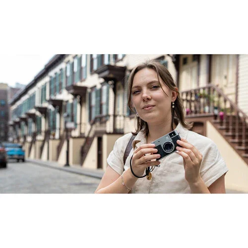 FUJIFILM X half Digital Camera (Silver) - Image 14