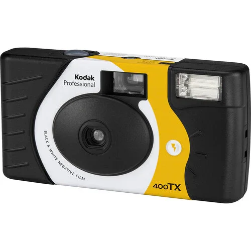 Kodak Tri-X 400 B&W 35mm Single-Use Film Camera (27 Exposures) - Image 3