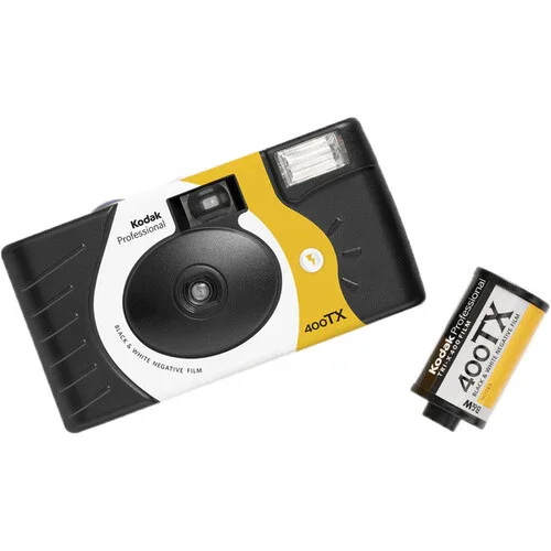 Kodak Tri-X 400 B&W 35mm Single-Use Film Camera (27 Exposures) - Image 4