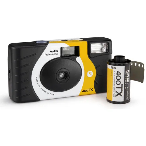 Kodak Tri-X 400 B&W 35mm Single-Use Film Camera (27 Exposures) - Image 5