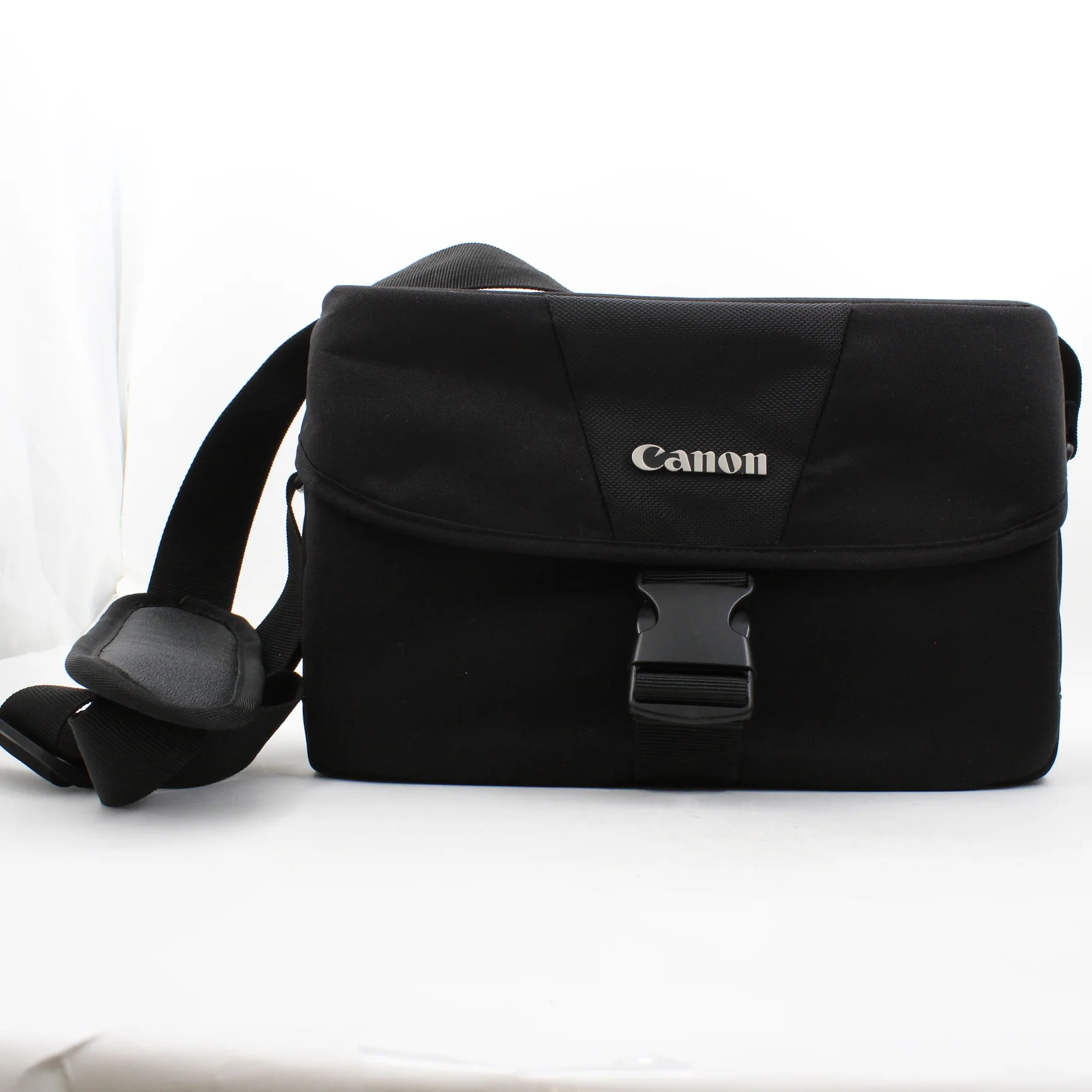 * OPEN BOX EXCELLENT * Canon EOS R100 Digital Camera with RF-S 18-45mm f/4.5-6.3 IS STM Lens and  RF 75-300mm f/4-5.6 Lens - Double Zoom Lens Kit - Image 29