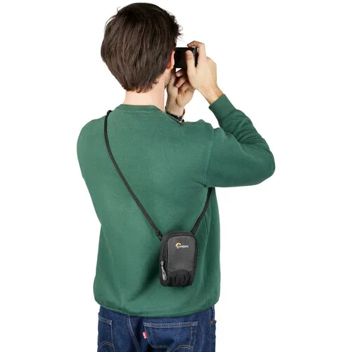 Lowepro Adventura CS 20 III Camera Pouch (Black) - Image 4