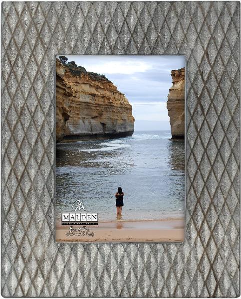 Malden Raised Diamond Frame 5x7 - Grey