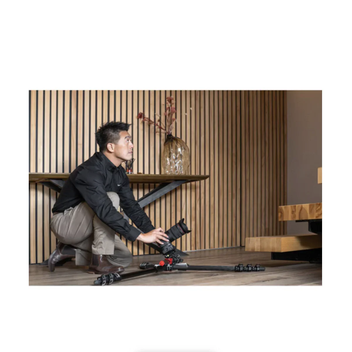 Manfrotto MT055CXPRO4 Carbon Fiber Tripod with MHXPRO-BHQ2 XPRO Ball Head & Move Quick Release Kit - Image 11