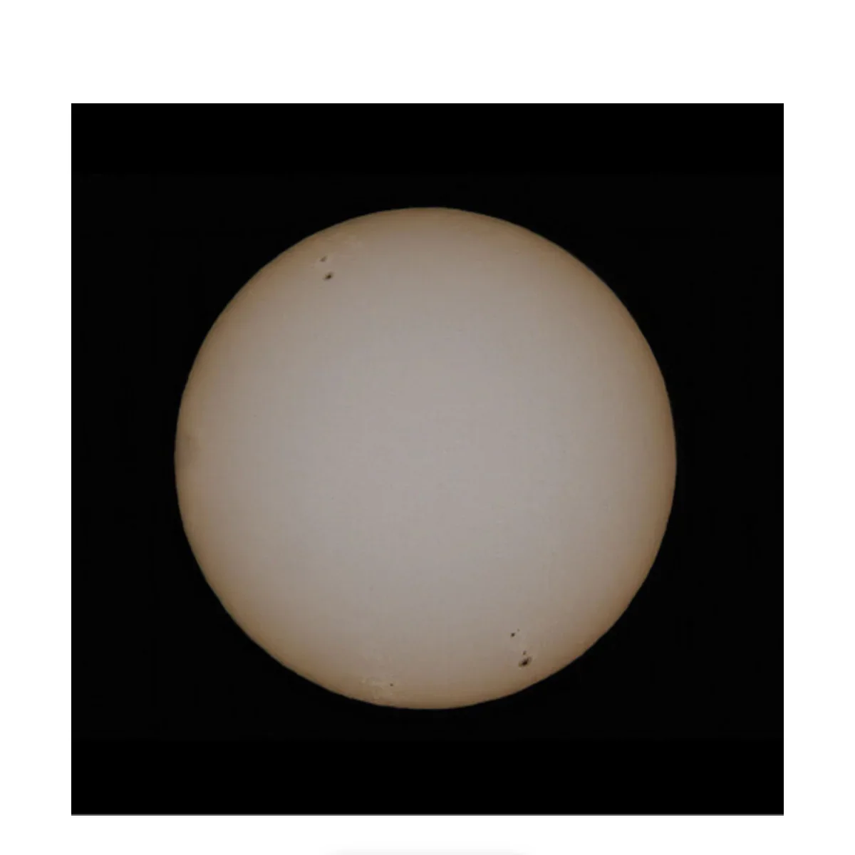NiSi Solar Filter Pro Nano UV/IR Cut ND100000 16.5-Stop Filter - 82mm - Image 4