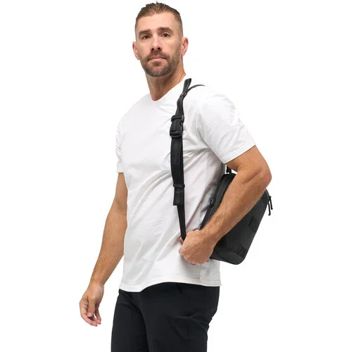 Nomatic McKinnon Camera Sling Bag (5L) - Image 17