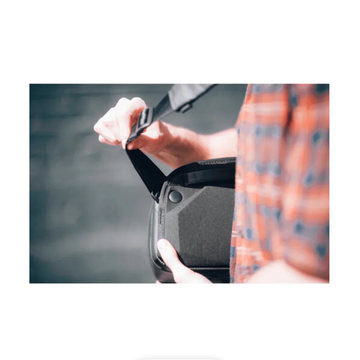 Nomatic Peter McKinnon Camera Sling (8L) - Image 17