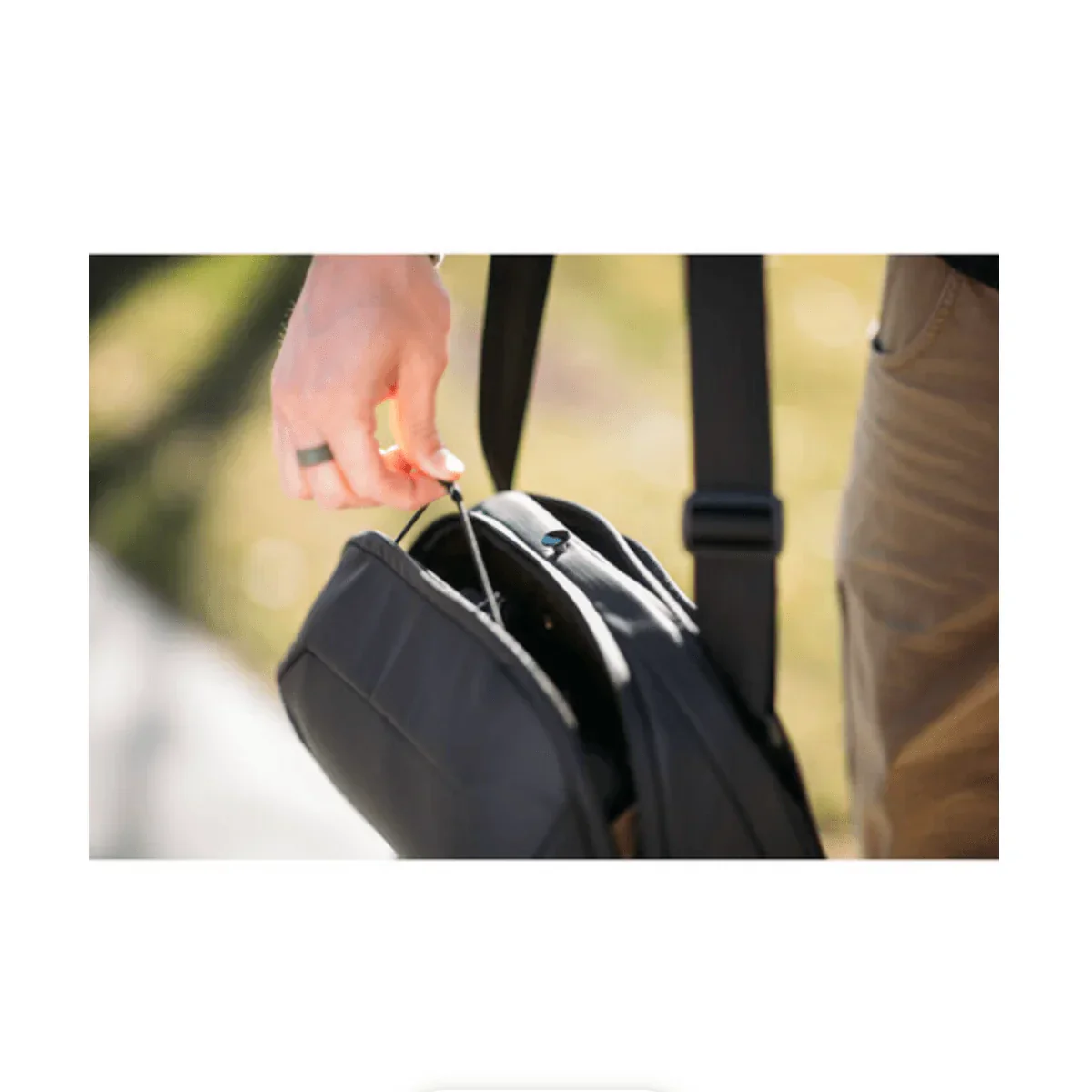 Nomatic Peter McKinnon Camera Sling (8L) - Image 9