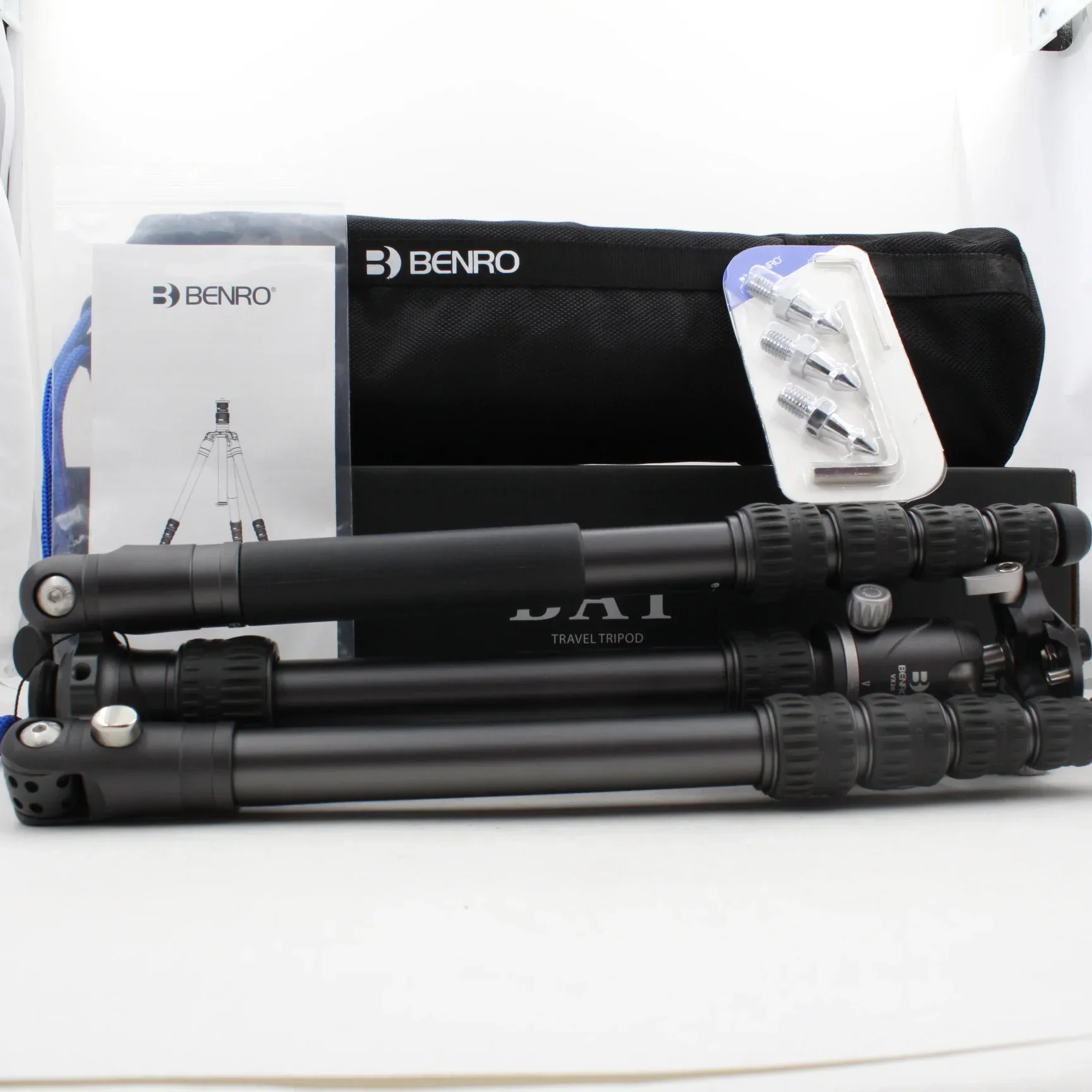 * OPEN BOX EXCELLENT * Benro Bat One Series Aluminum Travel Tripod with VX20 Ball Head (65.2")