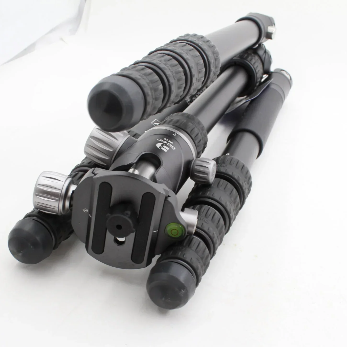 * OPEN BOX EXCELLENT * Benro Bat One Series Aluminum Travel Tripod with VX20 Ball Head (65.2") - Image 3