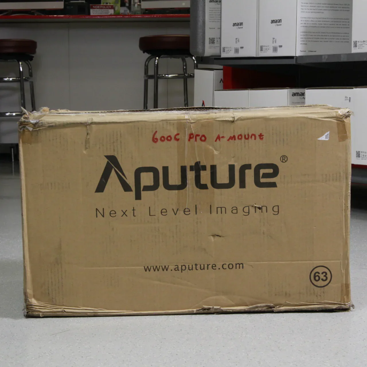 * OPEN BOX EXCELLENT * Aputure LS 600c PRO Light Storm RGBWW Point Light Source with Gold-Mount Battery Plate - Image 15