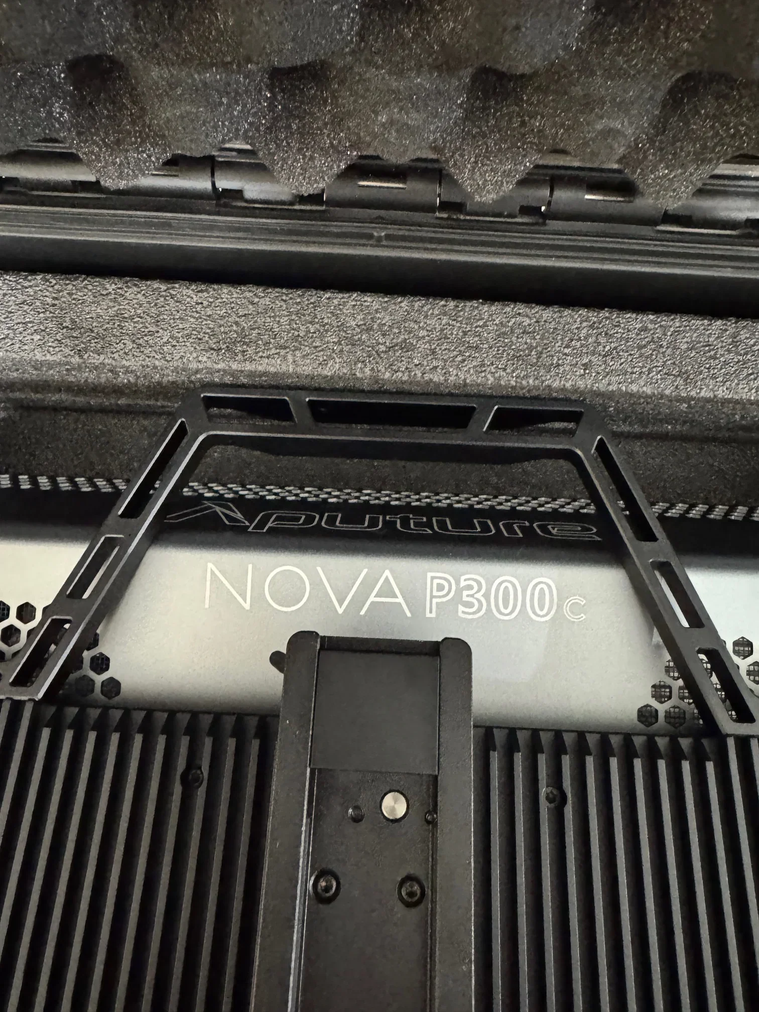 * OPEN BOX EXCELLENT * Aputure Nova P300c RGBWW LED Panel with Rolling Case Kit - Image 12