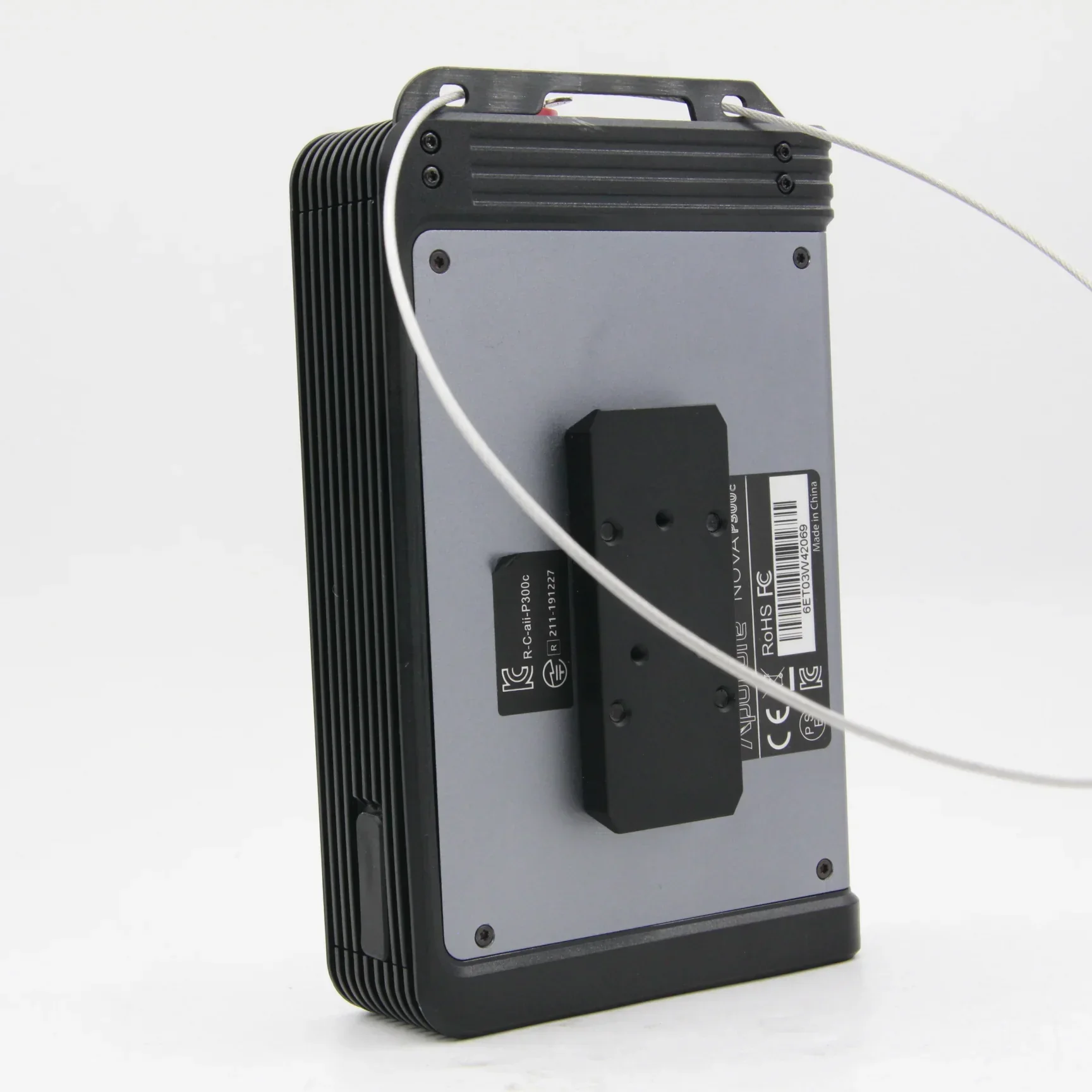 * OPEN BOX EXCELLENT * Aputure Nova P300c RGBWW LED Panel with Rolling Case Kit - Image 7