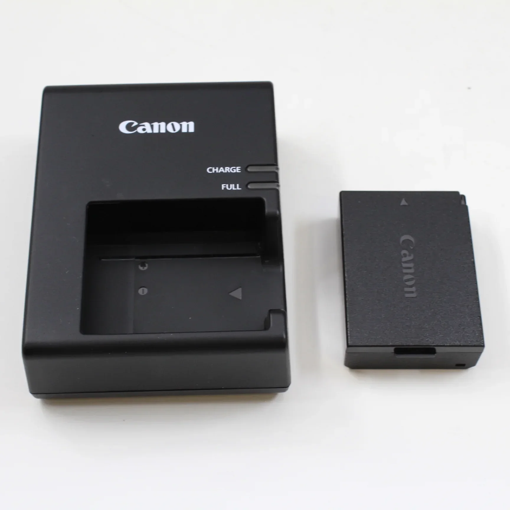 * OPEN BOX EXCELLENT * Canon EOS Rebel T7 DSLR Camera with 18-55mm and 75-300mm Lenses - Image 23