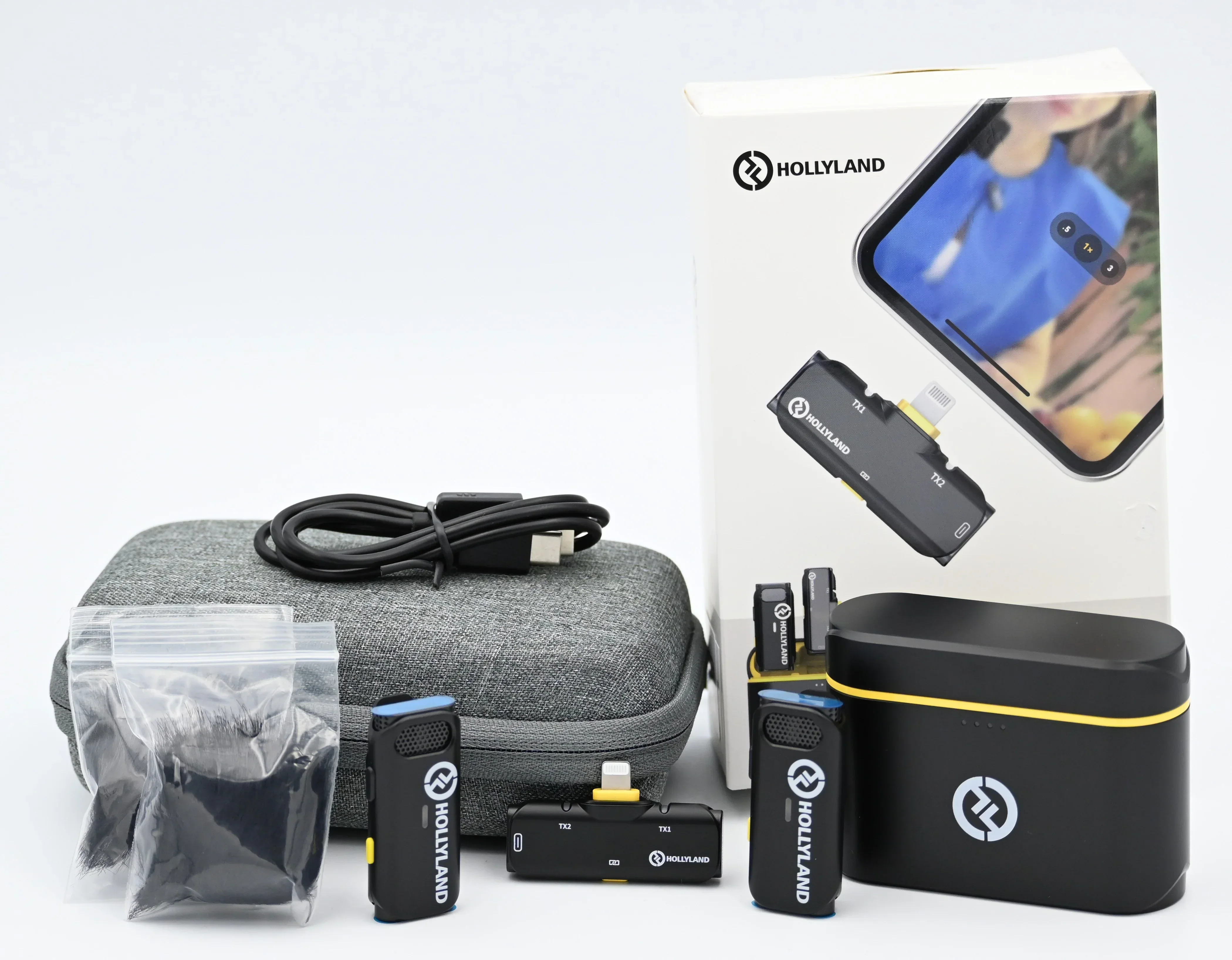 * OPEN BOX EXCELLENT * Hollyland LARK C1 DUO 2-Person Wireless Microphone System with Lightning Connector for iOS Devices (Black, 2.4 GHz)
