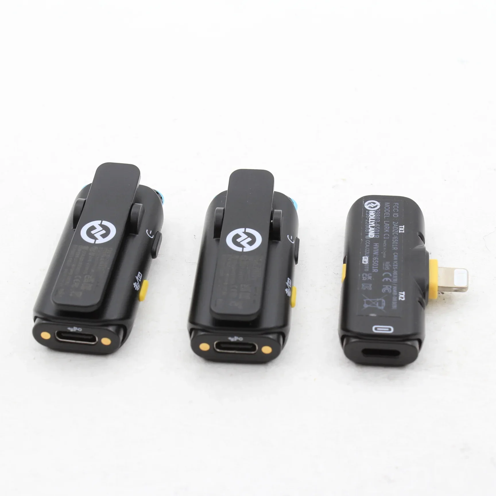 * OPEN BOX EXCELLENT * Hollyland LARK C1 DUO 2-Person Wireless Microphone System with Lightning Connector for iOS Devices (Black, 2.4 GHz) - Image 6