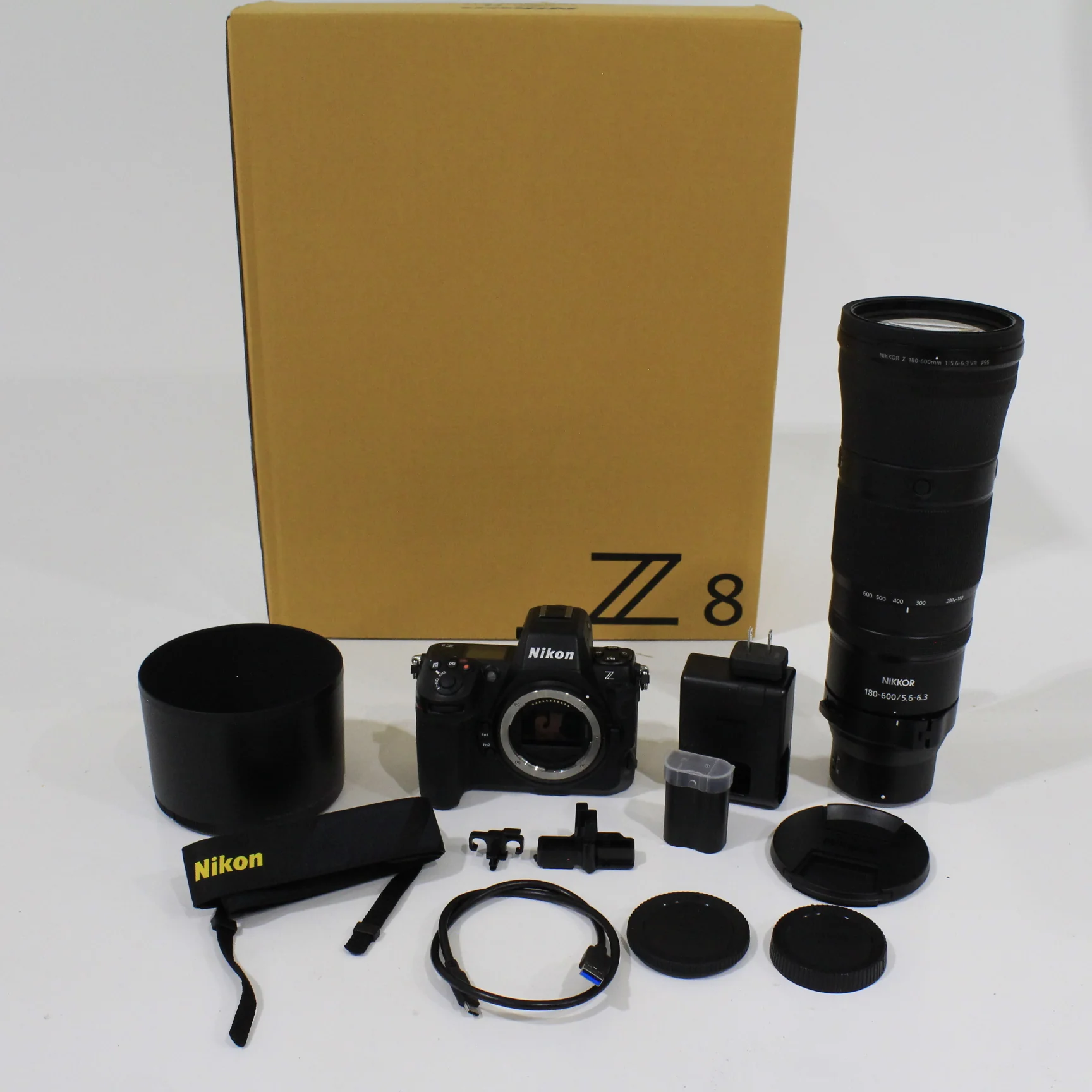* OPEN BOX EXCELLENT * Nikon Z8 Mirrorless Camera with Z 180-600mm f/5.6-6.3 VR Lens