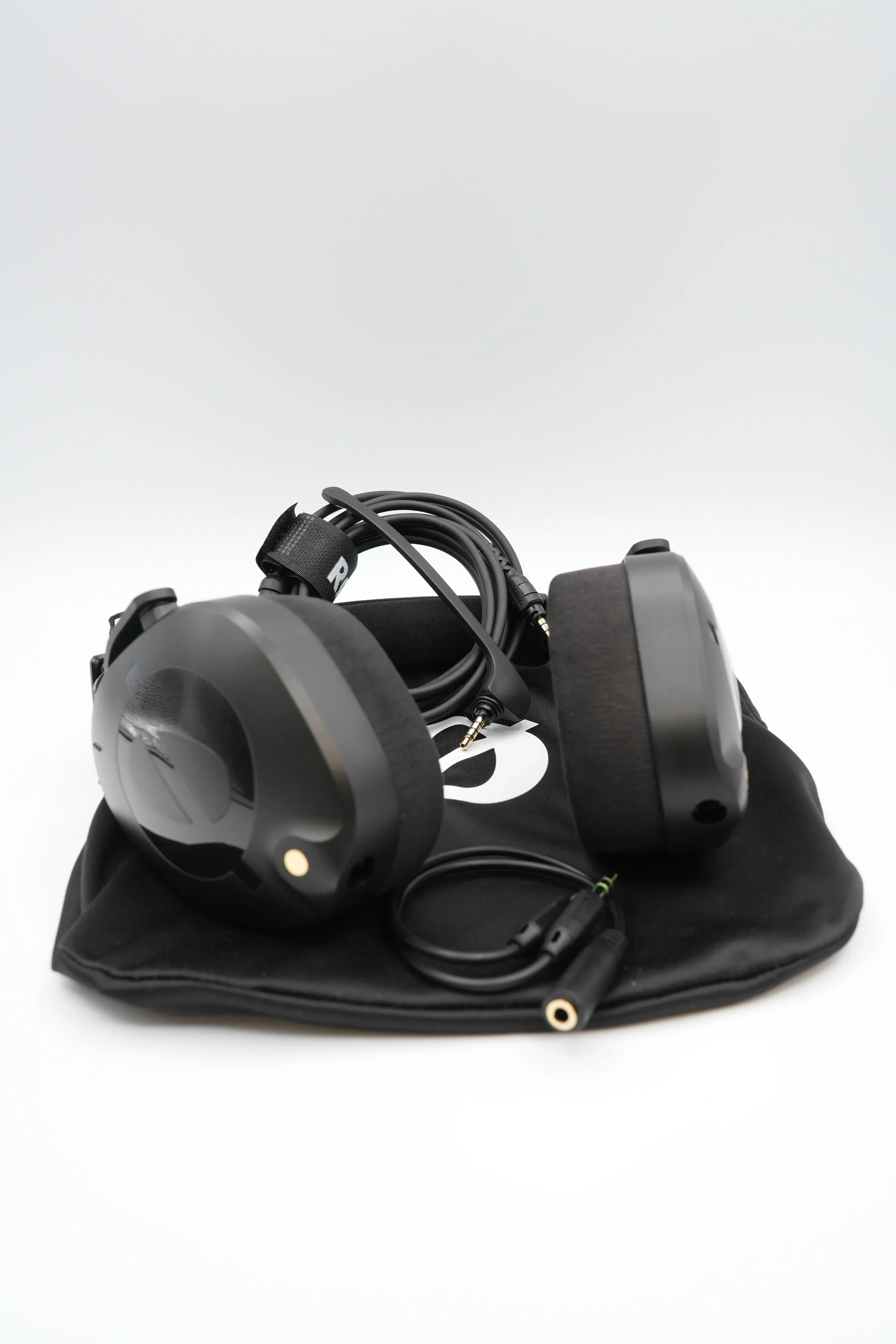 * OPEN BOX EXCELLENT * RODE NTH-100M Professional Over-Ear Headset (Black) - Image 2