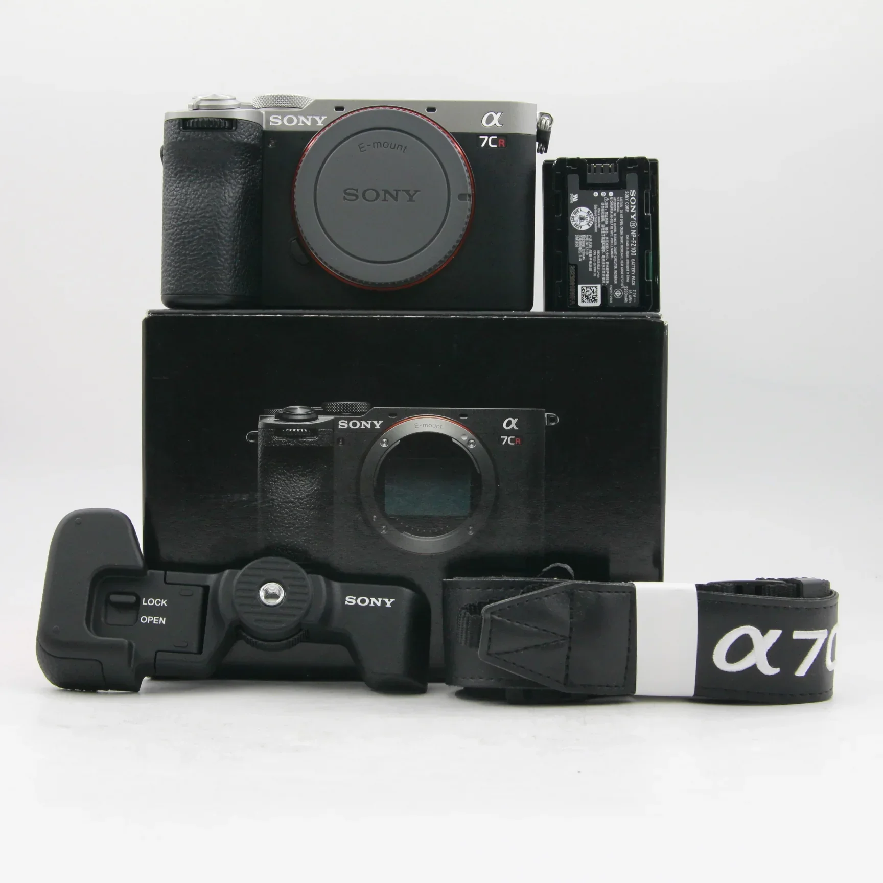 * OPEN BOX EXCELLENT * Sony Alpha a7CR Mirrorless Digital Camera (Body Only, Silver)