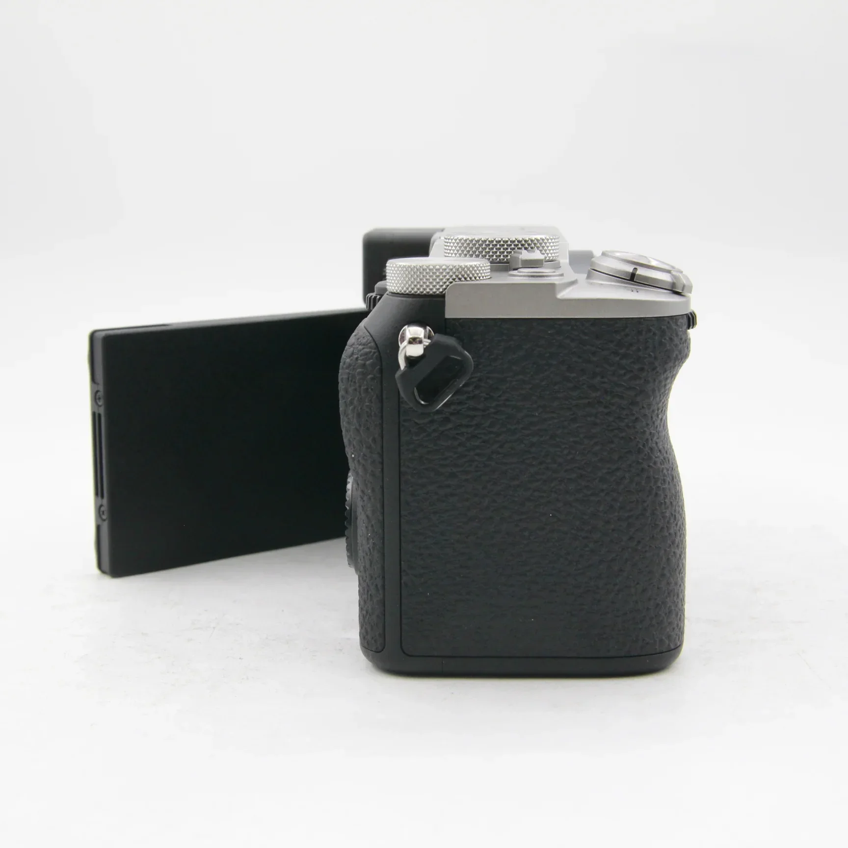 * OPEN BOX EXCELLENT * Sony Alpha a7CR Mirrorless Digital Camera (Body Only, Silver) - Image 5