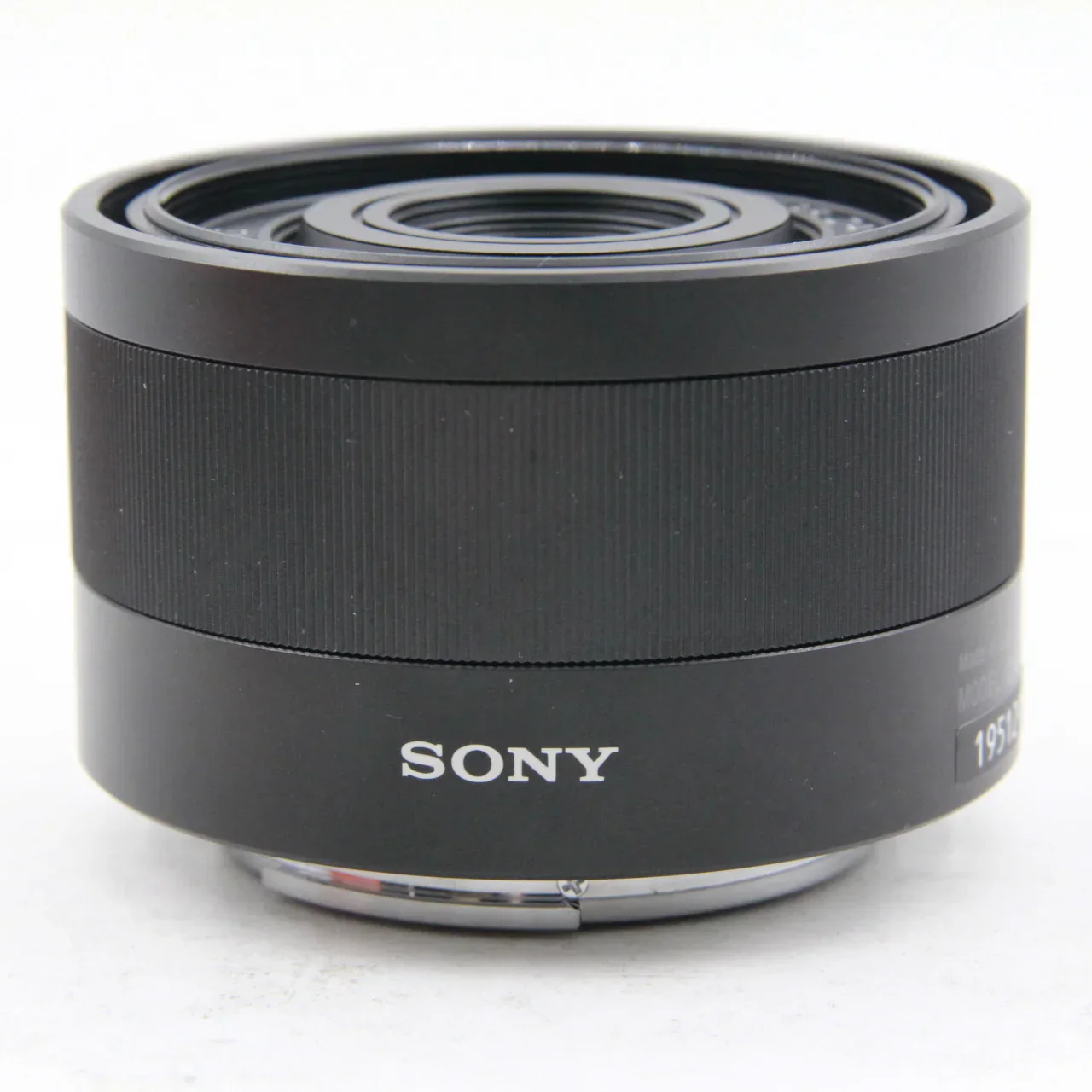 * OPEN BOX EXCELLENT * Sony FE 35mm f/2.8 Sonnar T* ZA Lens - Image 4