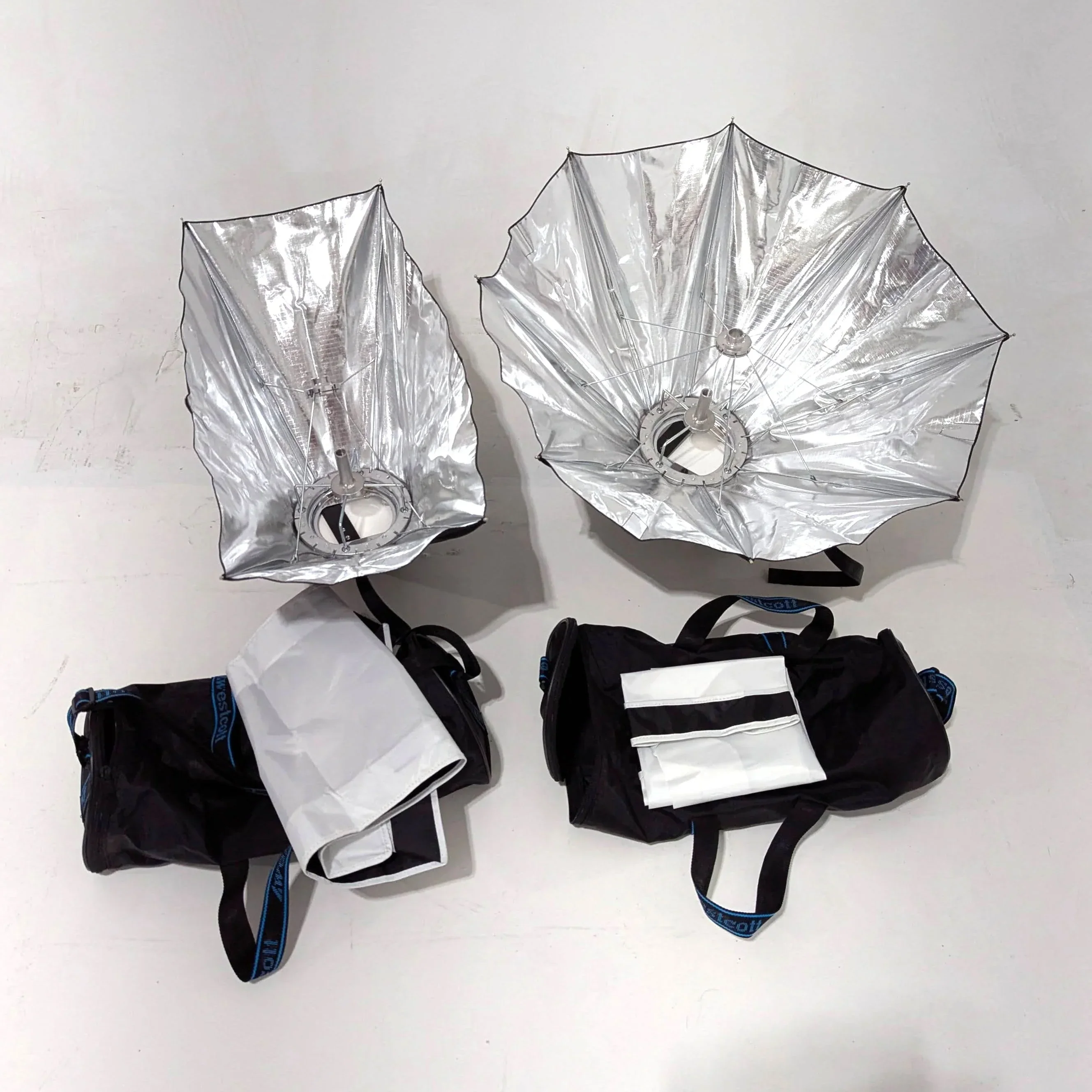 * OPEN BOX EXCELLENT * Westcott Rapid Box 2-Light Speedlite Kit - Image 4
