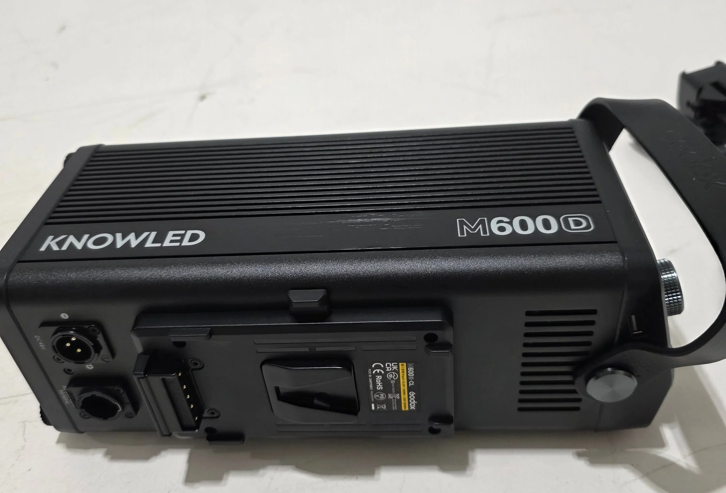* OPEN BOX GOOD * Godox Knowled M600D Daylight LED Light - Image 12