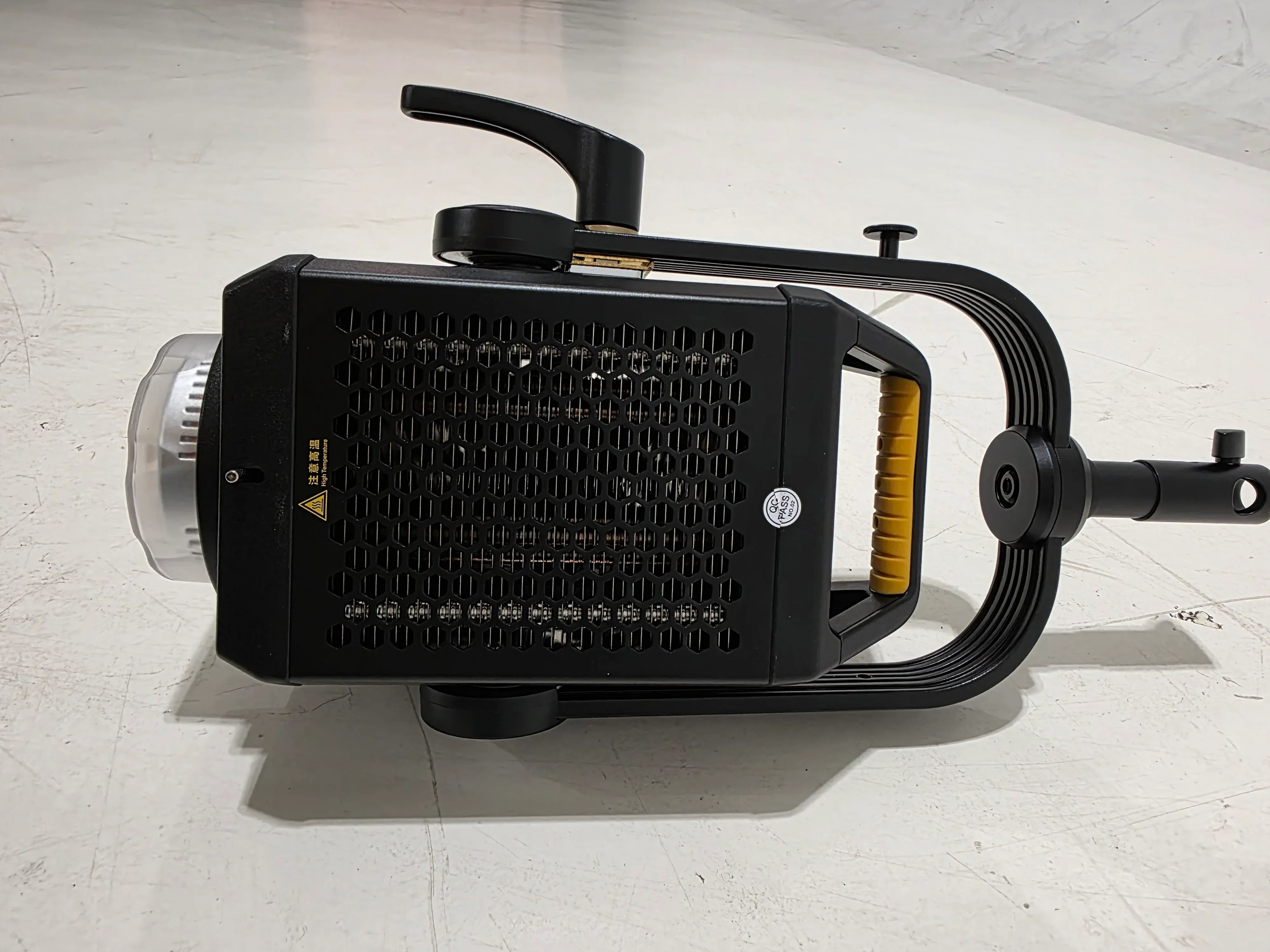 * OPEN BOX GOOD * Godox Knowled M600D Daylight LED Light - Image 8