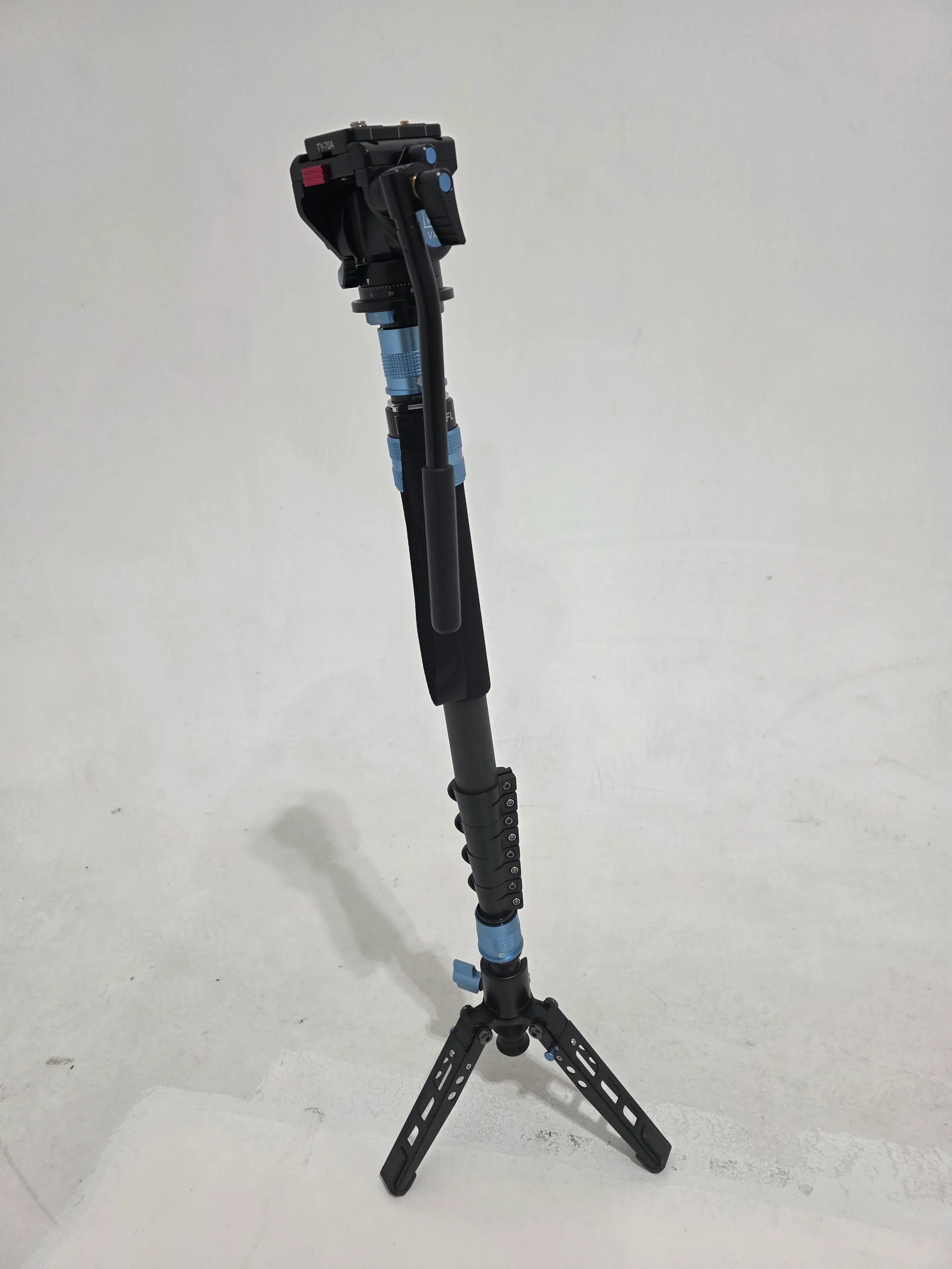 * OPEN BOX GOOD * Sirui P-325FL 5-Section Carbon Fiber Monopod with VA-5 Compact Video Head - Image 3