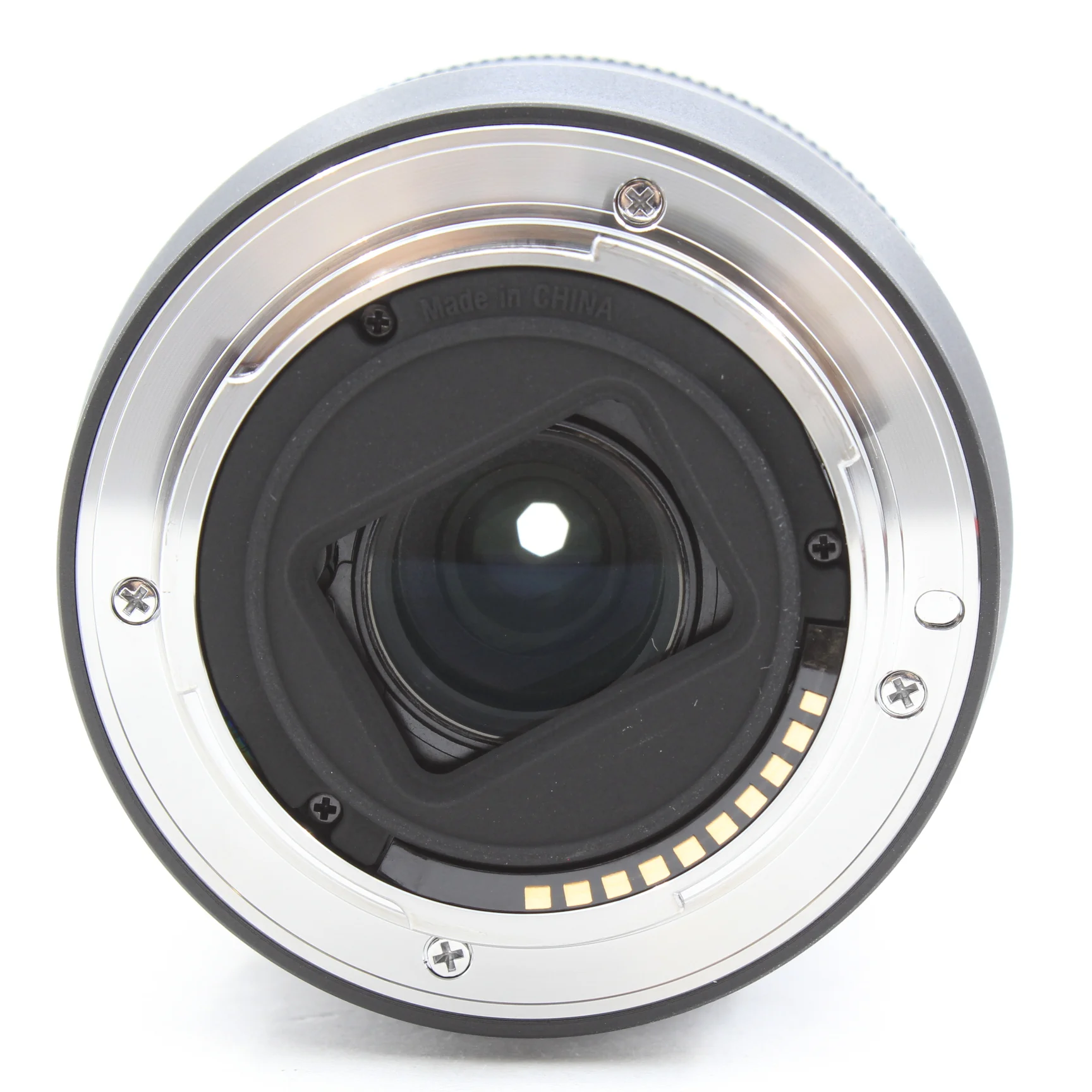 * OPEN BOX GOOD * Sony a6400 Mirrorless Digital Camera with E 18-135mm f/3.5-5.6 OSS Lens - Image 16