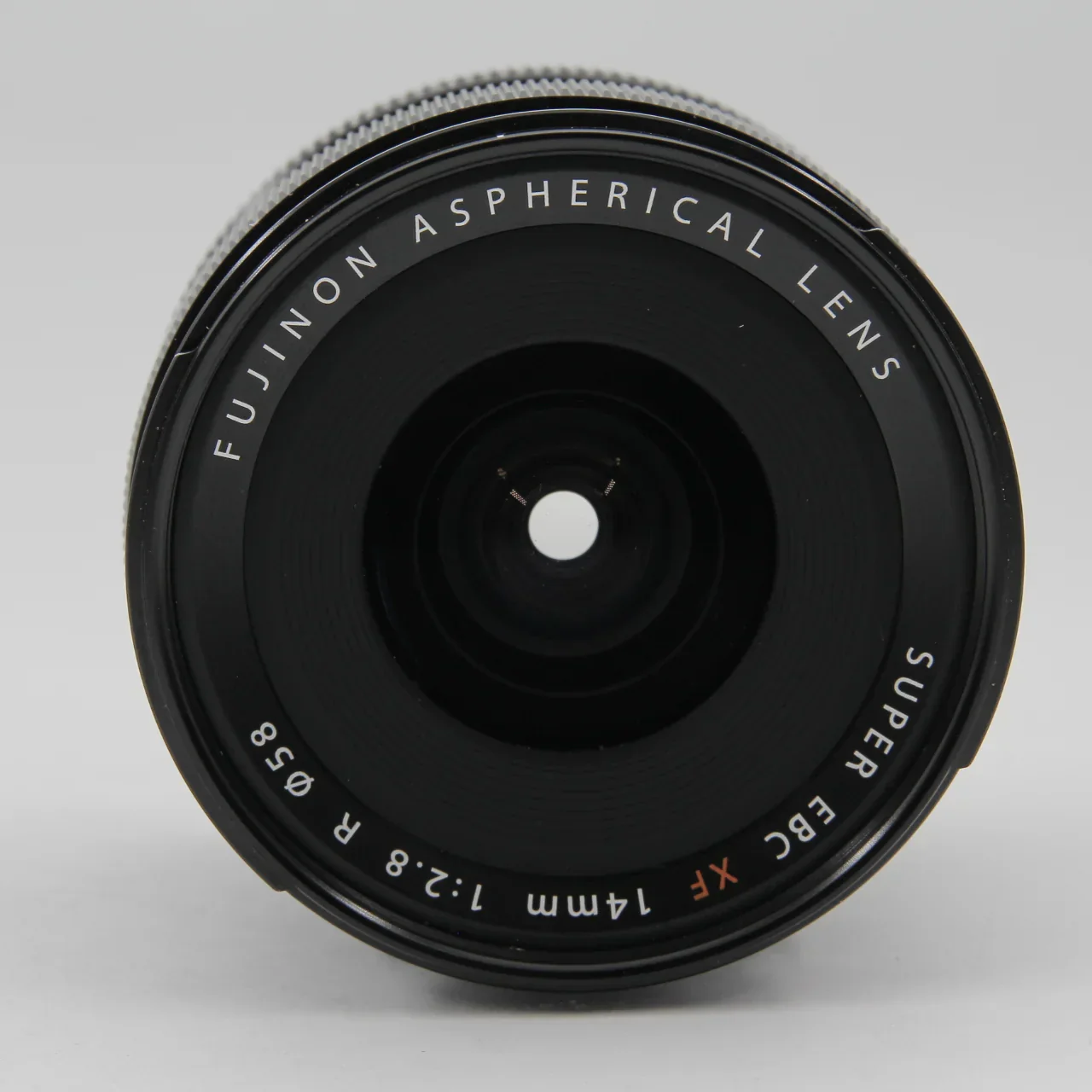 * OPEN BOX EXCELLENT * Fujifilm XF 14mm f/2.8 R Ultra Wide-Angle Lens - Image 4