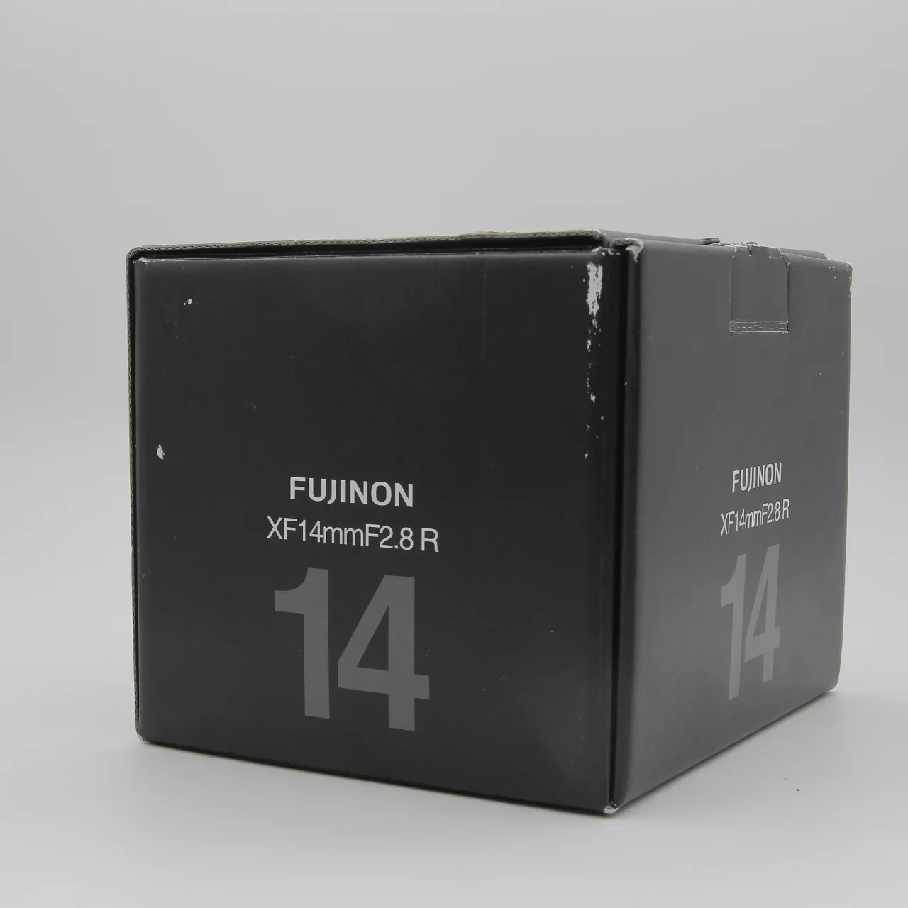 * OPEN BOX EXCELLENT * Fujifilm XF 14mm f/2.8 R Ultra Wide-Angle Lens - Image 9