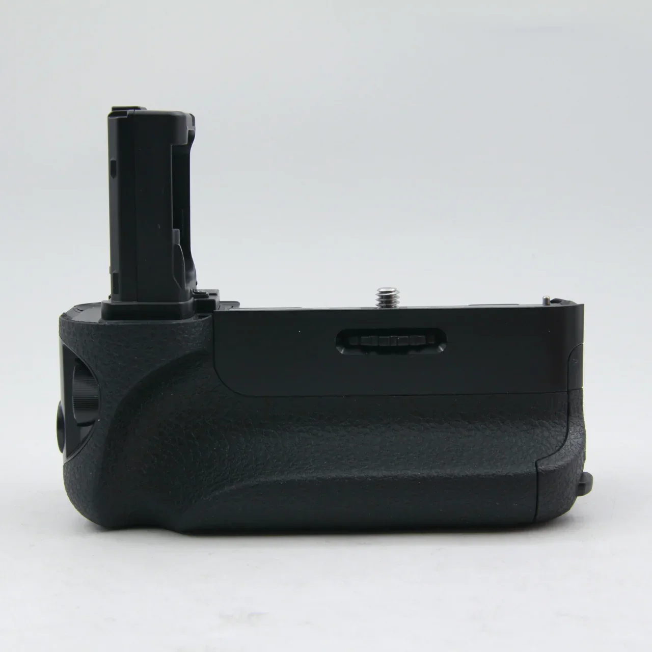 * OPEN BOX GOOD * Sony Vertical Battery Grip for Alpha a7 or a7R Digital Camera (Black) - Image 2