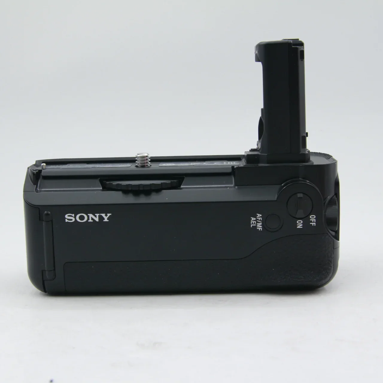 * OPEN BOX GOOD * Sony Vertical Battery Grip for Alpha a7 or a7R Digital Camera (Black) - Image 3