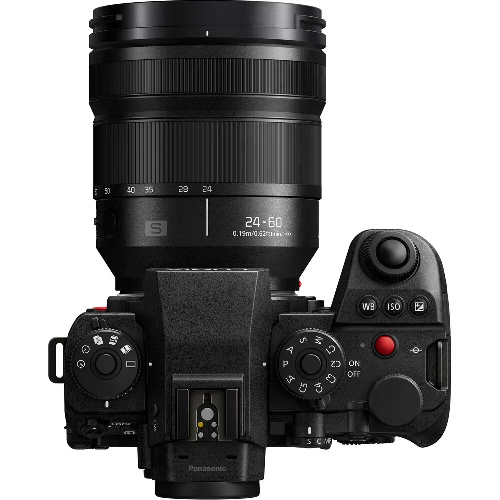 Panasonic Lumix S1R II Mirrorless Camera with 24-60mm f/2.8 Lens - Image 7